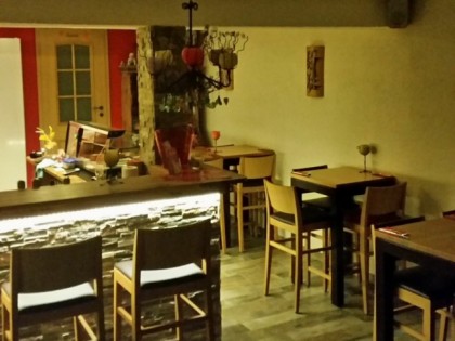 Фото: Dabbas - Tapas, Cafe &amp;amp; Bar